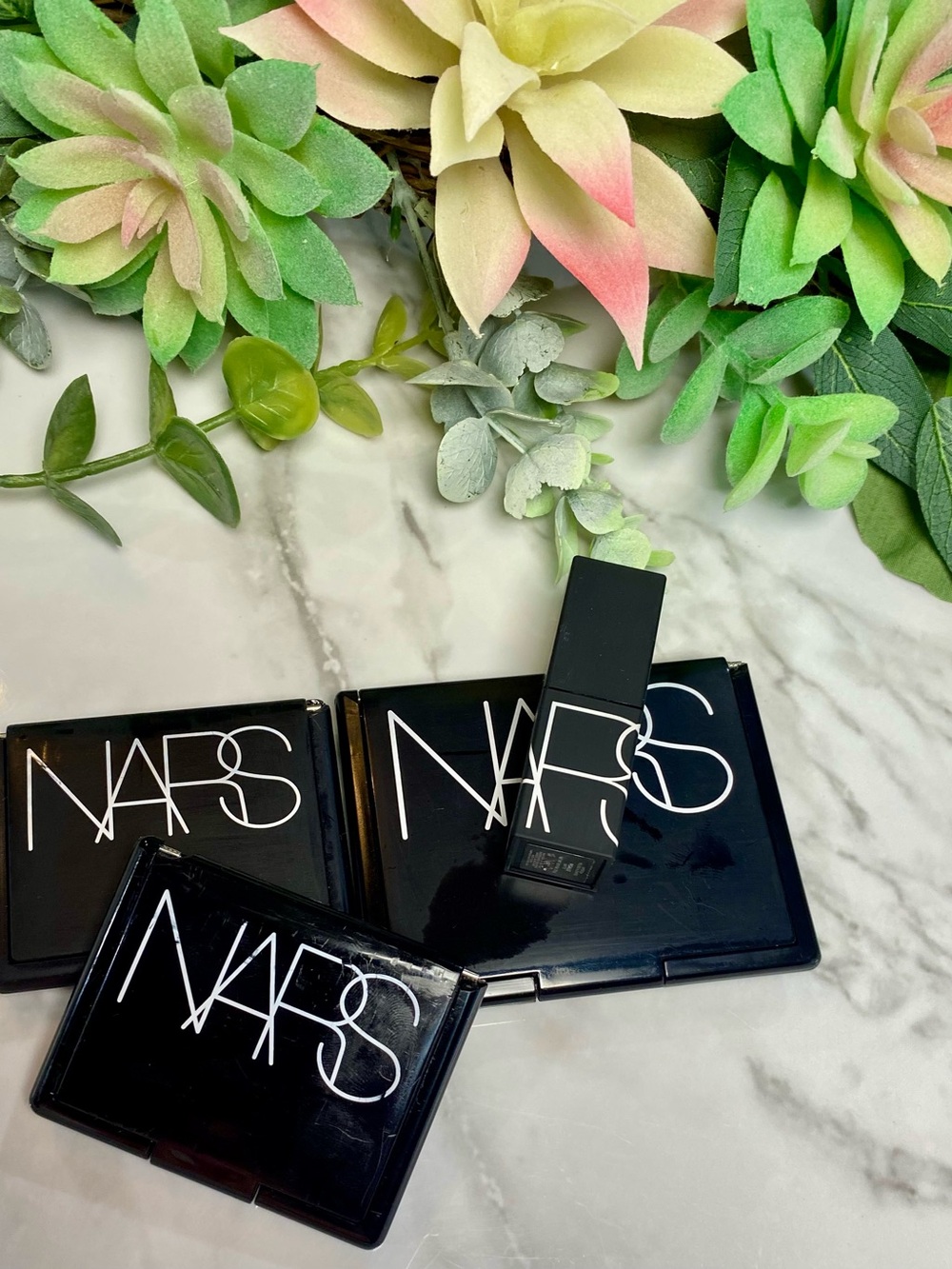 NARS Camargue 2 Color Eyeshadow Duo
